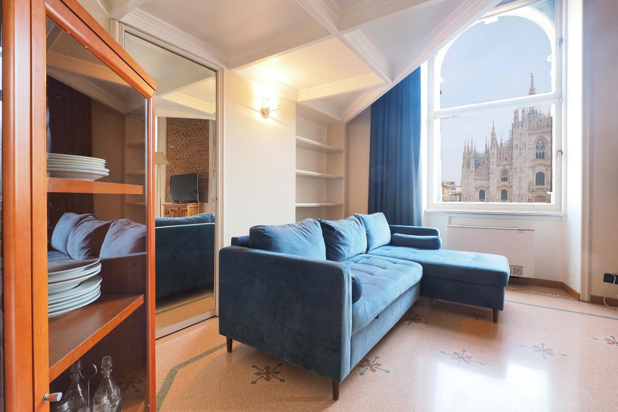 Duomo Cathedral View - Luxury Apartment Milan Exterior photo